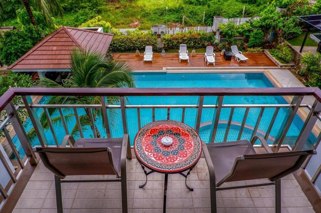Dipantai Boutique Beach Resort Patong ภายนอก รูปภาพ