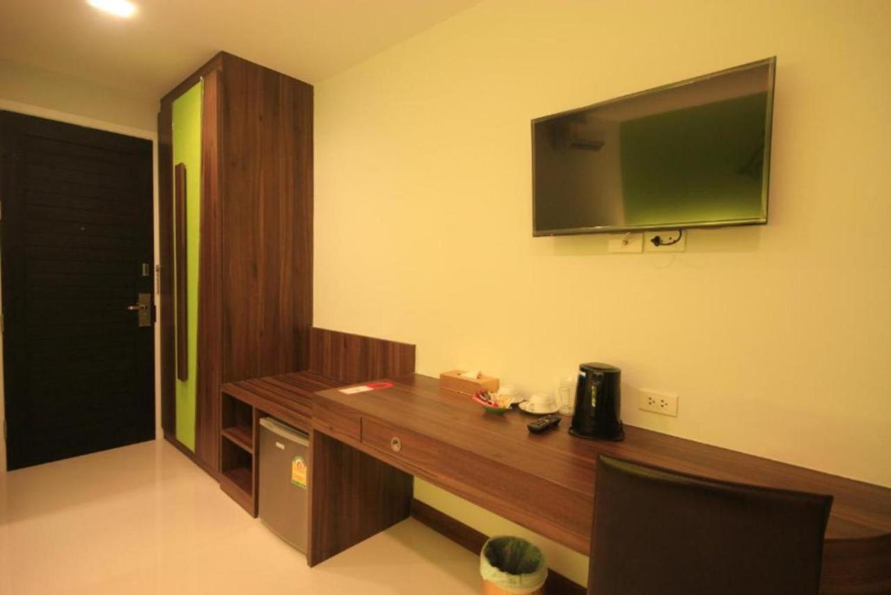 Dipantai Boutique Beach Resort Patong ภายนอก รูปภาพ