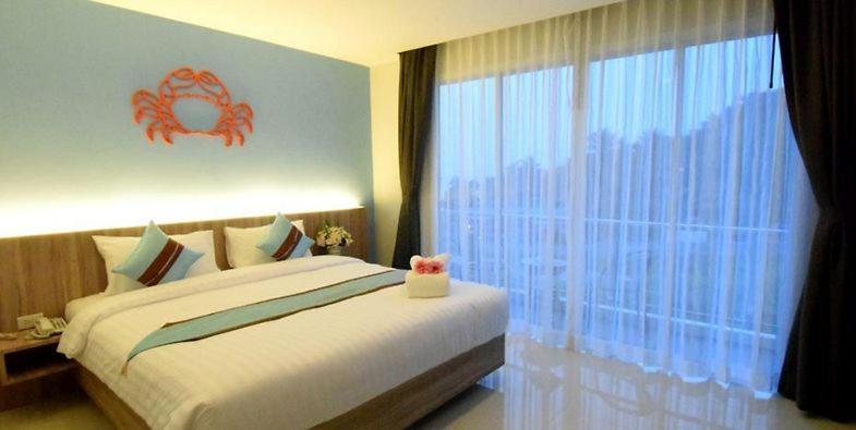 Dipantai Boutique Beach Resort Patong ภายนอก รูปภาพ