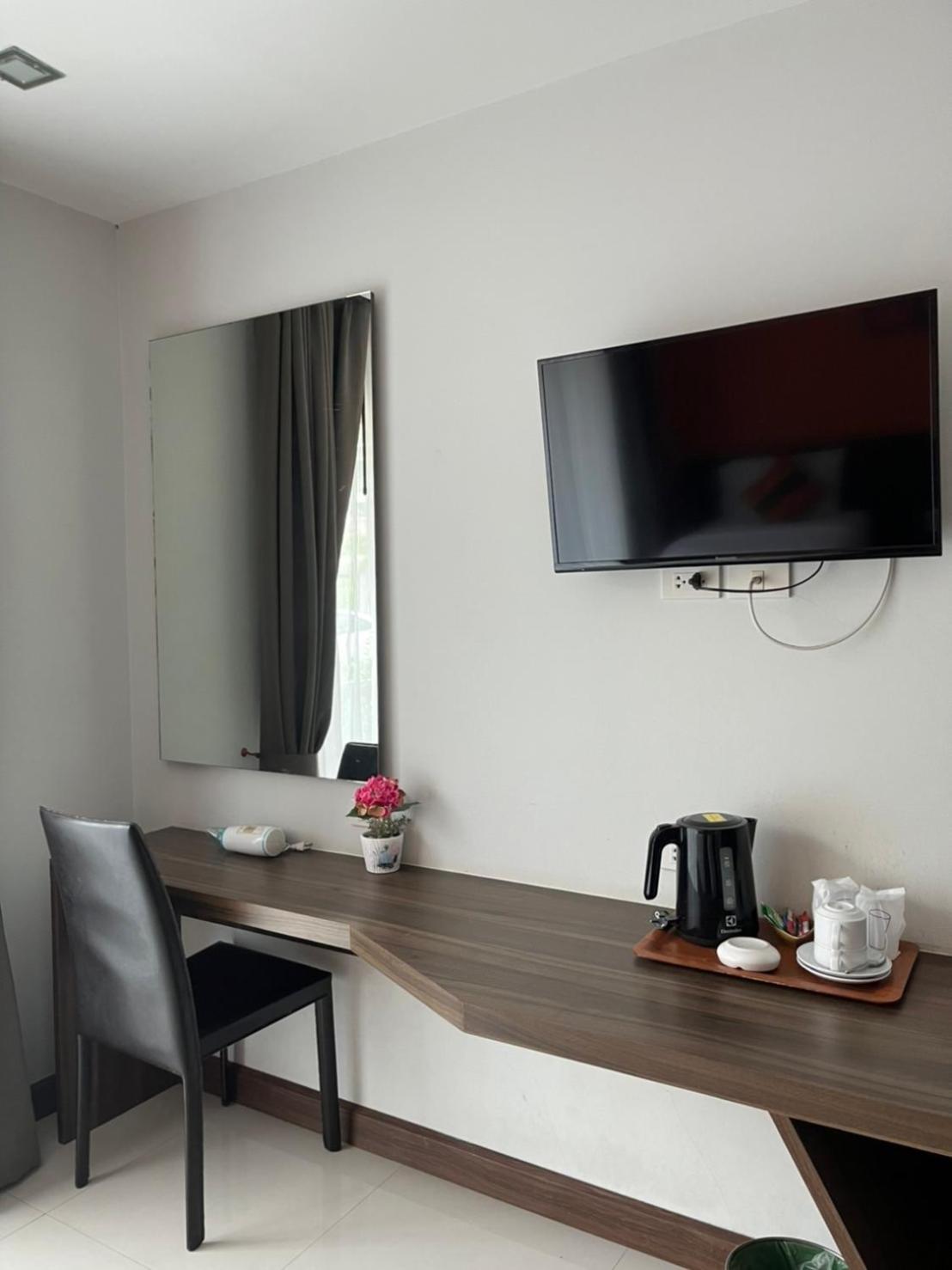 Dipantai Boutique Beach Resort Patong ภายนอก รูปภาพ