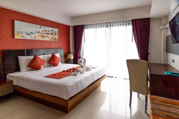 Dipantai Boutique Beach Resort Patong ภายนอก รูปภาพ
